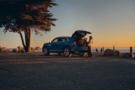 2026-Volkswagen-AtlasCrossSport-SELPremiumRLine-SUV-L03.jpg